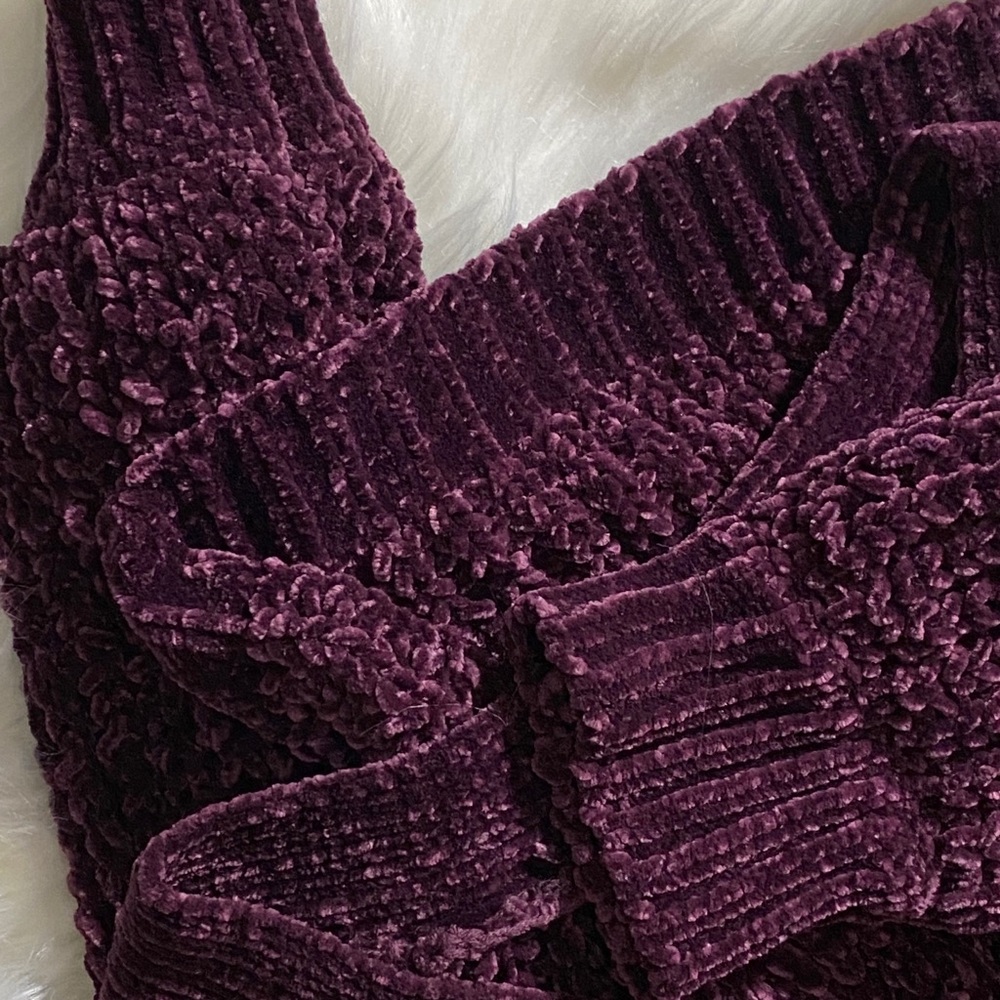 Sweater - Picture 2 of 5